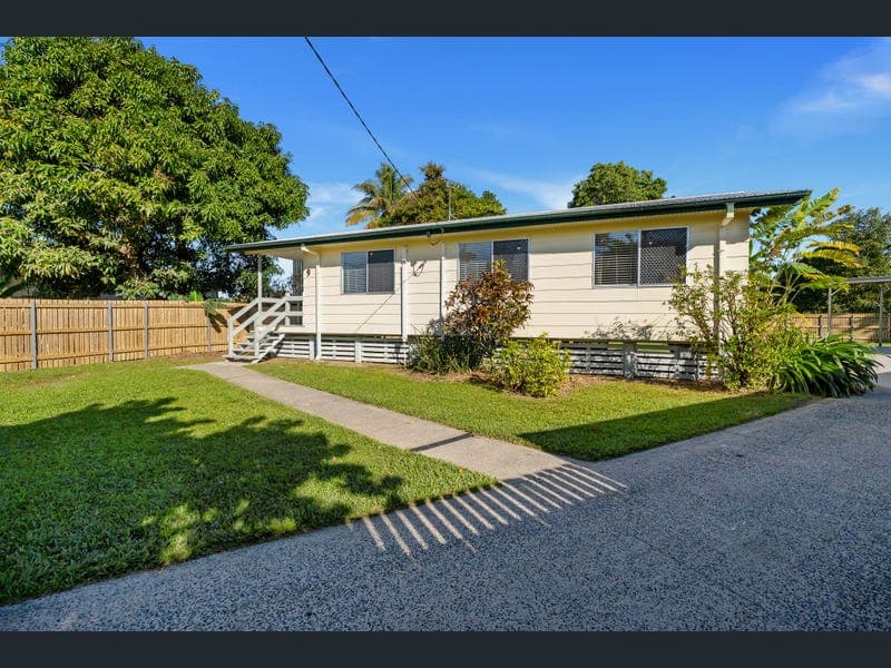 9 Patula Close, Manoora — photo 1 of 5
