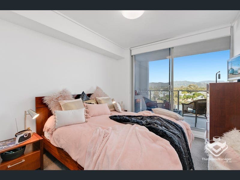 1302/42 Laver Drive, Robina — photo 1 of 5