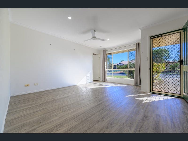 27 WITNEY STREET, Telina — photo 1 of 5