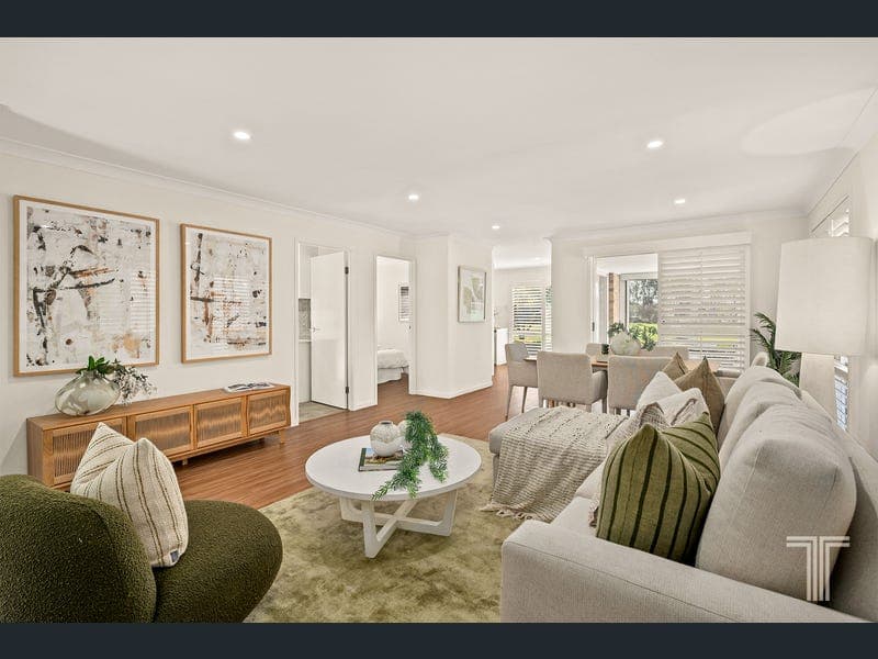 17 Cloverbrook Place, Carina — photo 1 of 5