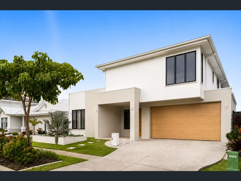 6 The Avenue, Nirimba — photo 1 of 5