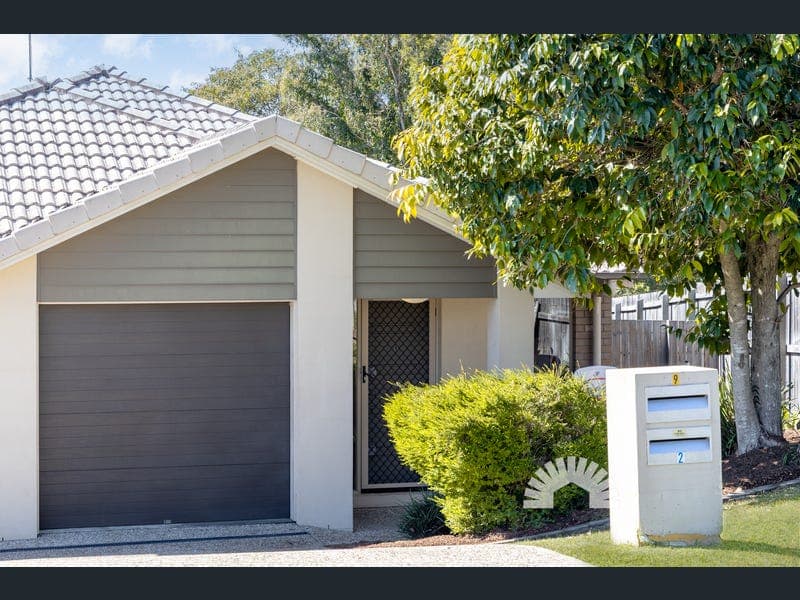 9 Kendall Close, Morayfield — photo 1 of 5