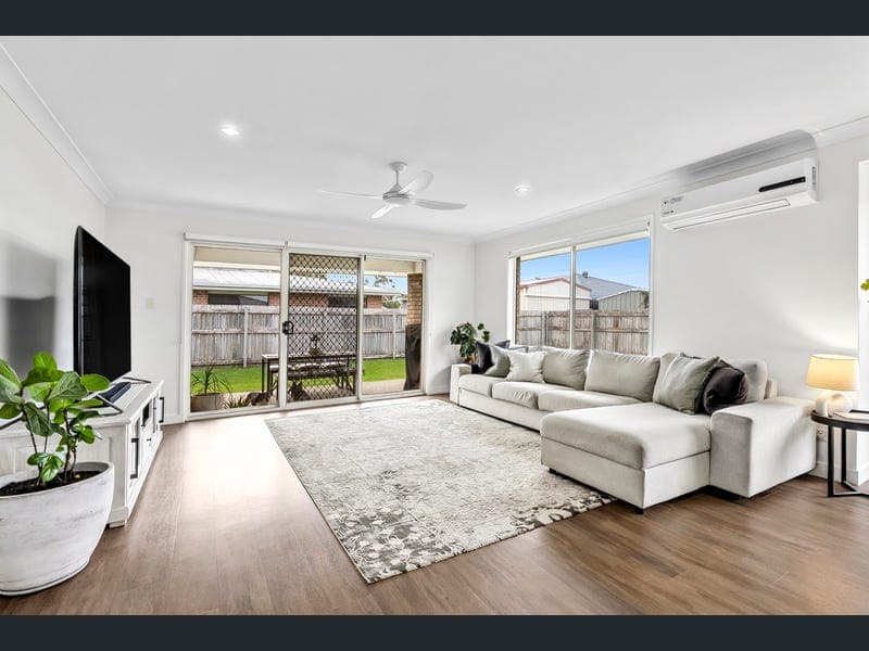 31 Tucker Street, Caboolture — photo 1 of 5