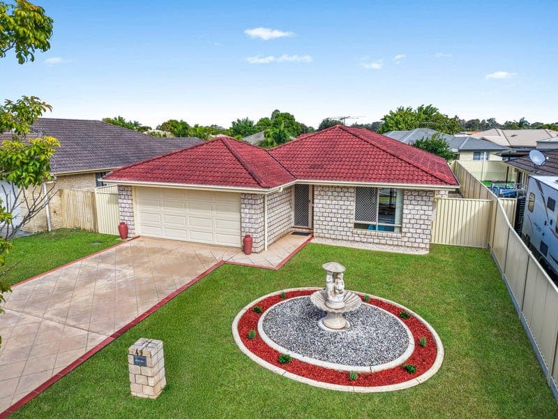 49 Allan Rd, Bellmere — photo 1 of 5