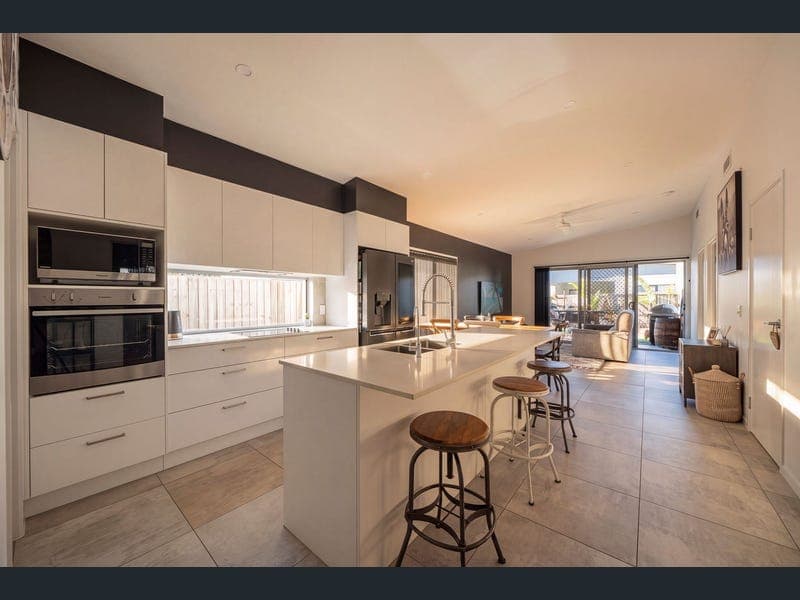 66 Berry Terrace, Baringa — photo 1 of 5