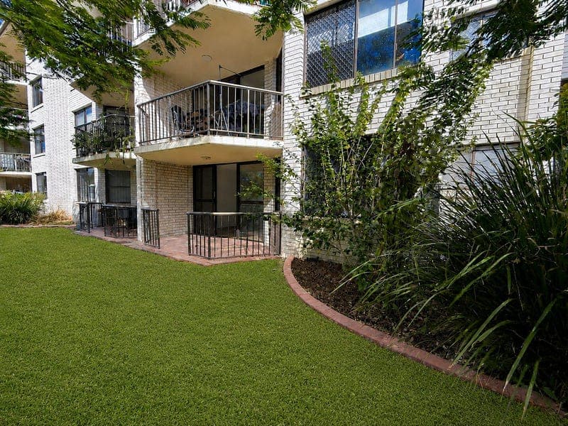 22/40 Murev Way, Carrara — photo 1 of 5