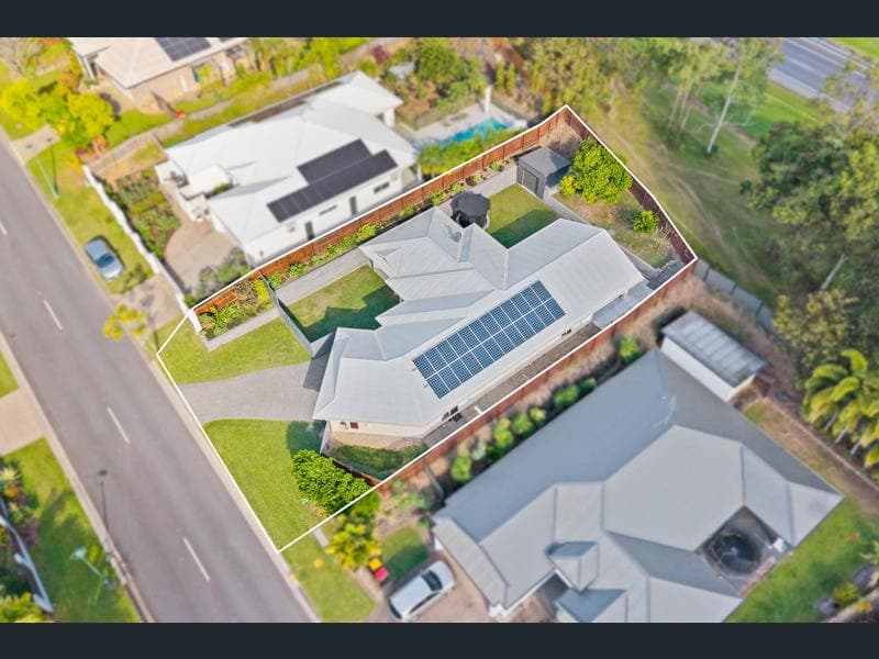 37 West Parkridge Drive, Brinsmead — photo 1 of 5