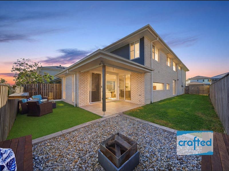 7 Highbury Court, Greenbank — photo 1 of 5