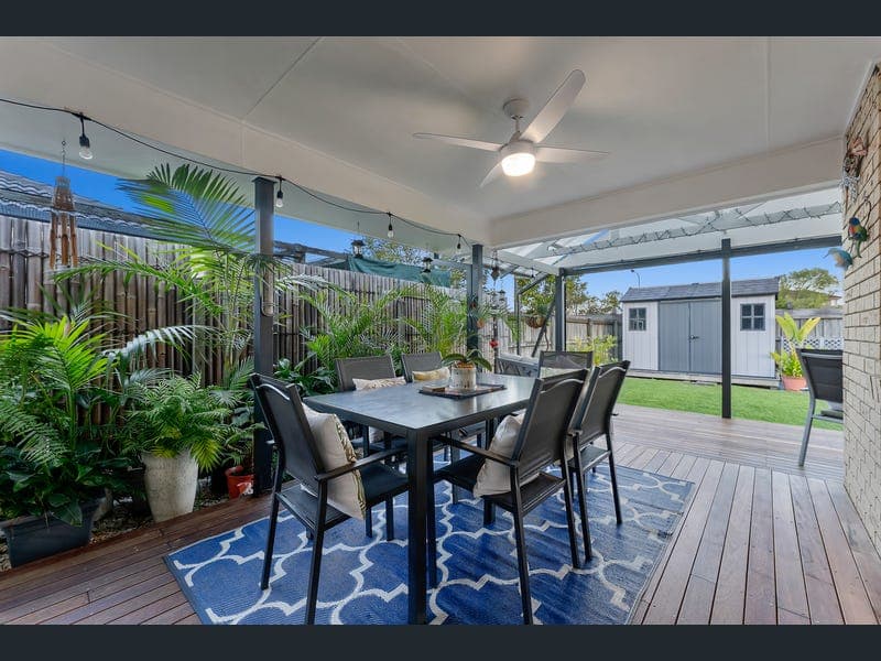 14 Whitfield Crescent, North Lakes — photo 1 of 5