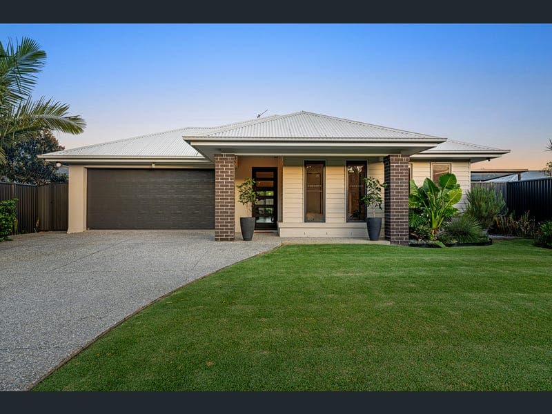 4 Sedgewood Court, Mooloolah Valley — photo 1 of 5