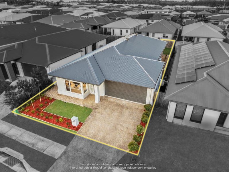 7 Delaway Street, Chambers Flat — photo 1 of 5