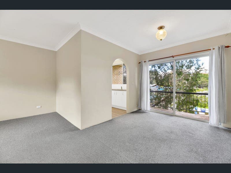 8/184 Herston Road — photo 1 of 5