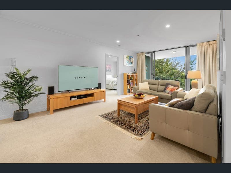 1301/33 T E Peters Drive, Broadbeach Waters — photo 1 of 5