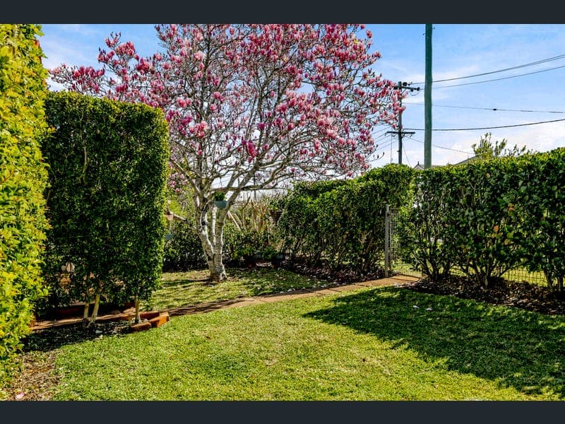 2 Shiel Street, Rangeville — photo 1 of 5