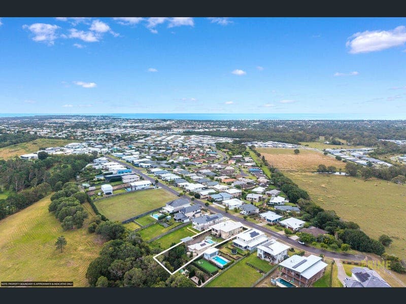 10 Sandy View Drive, Nikenbah — photo 1 of 5