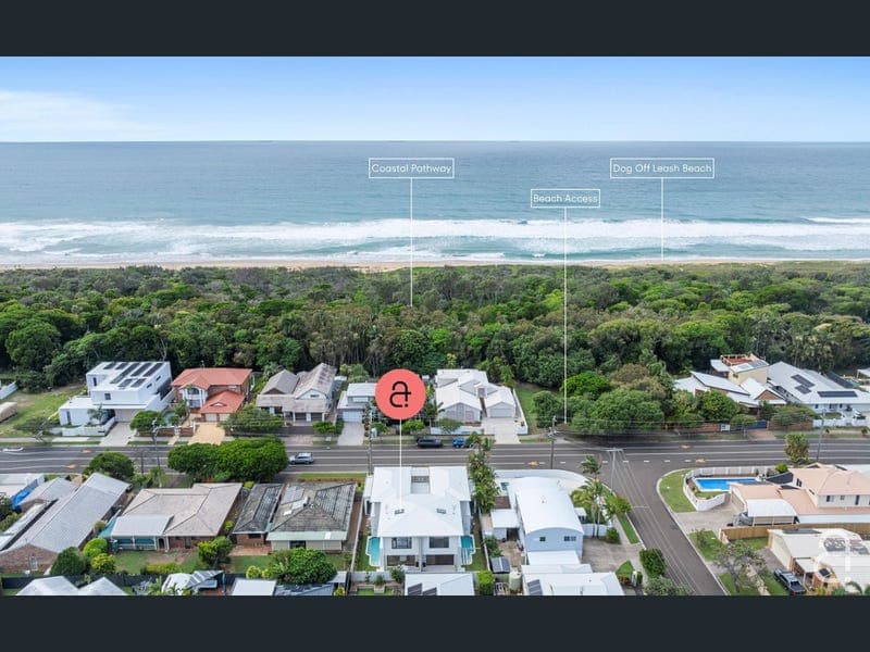 Residence Two of 218 Oceanic Drive, Bokarina — photo 1 of 5