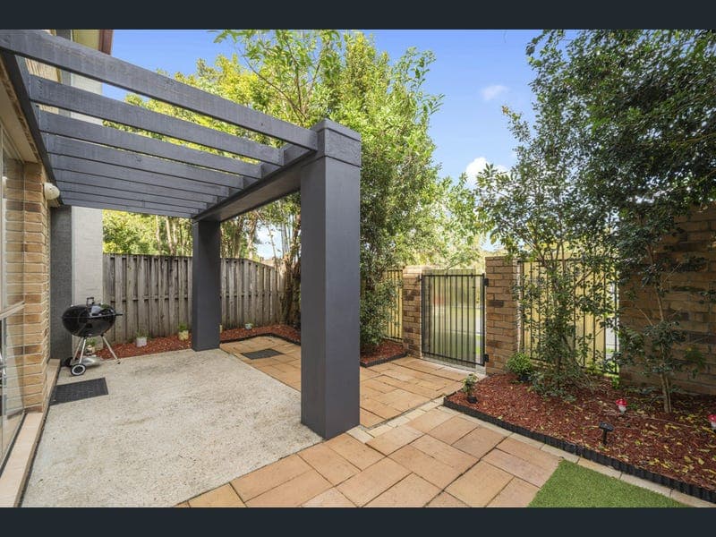 7/6 Tibbing Street, Nerang — photo 1 of 5