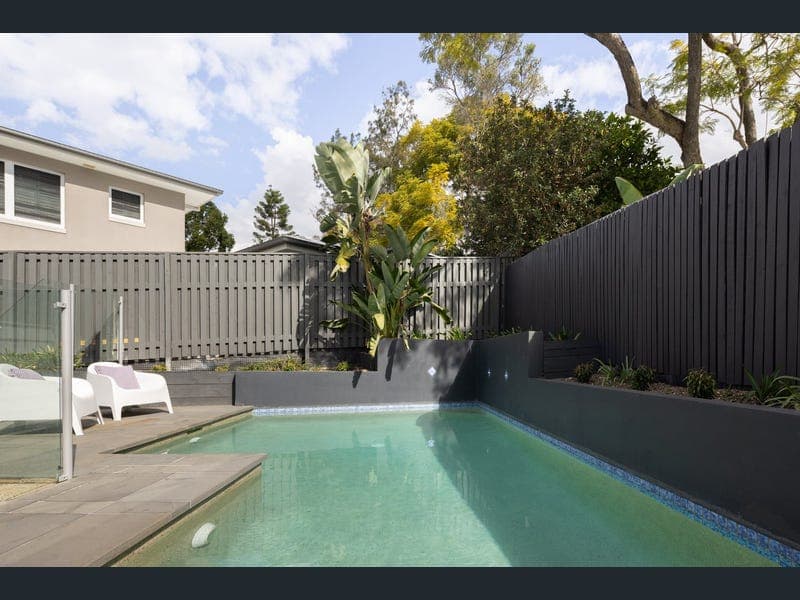 46 Arinya Road, Ashgrove — photo 1 of 5