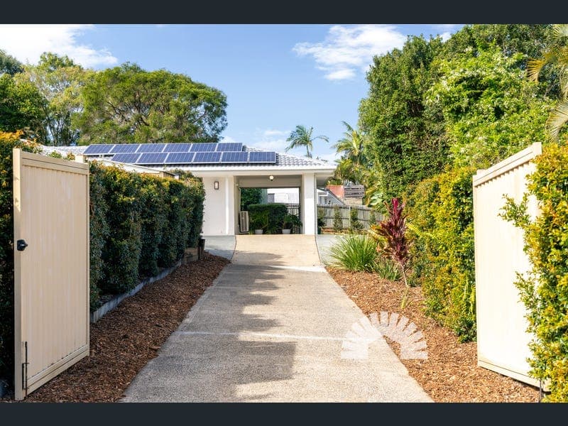 89 Balstrup Road South, Kallangur — photo 1 of 5