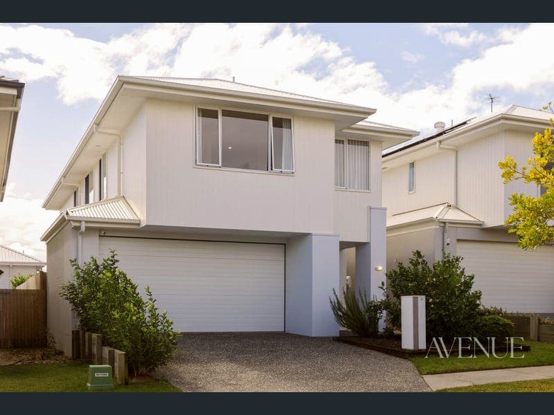 18 Albert Street, Coomera — photo 1 of 5