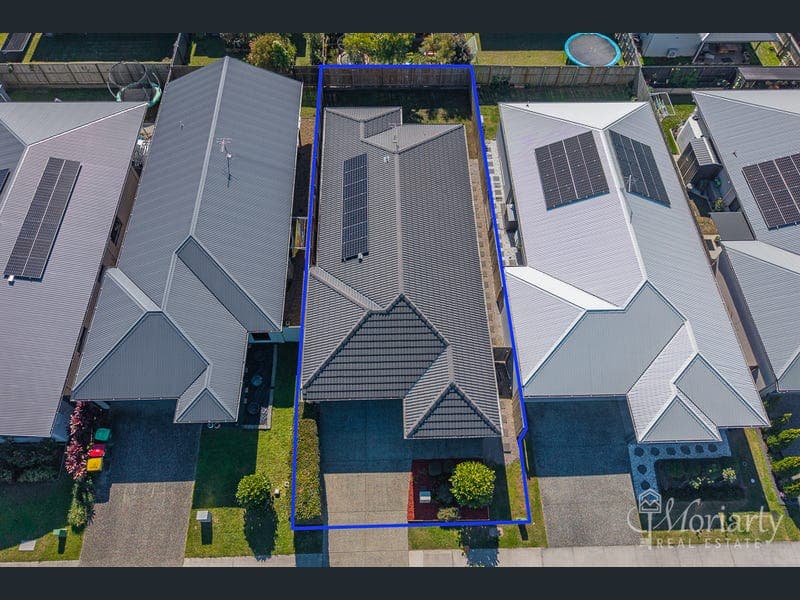 21 Orchard Street, Caboolture South — photo 1 of 5