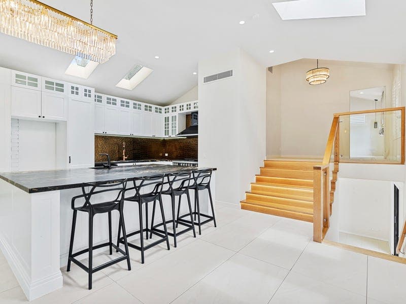 20 Murrumba Drive, Ashmore — photo 1 of 5