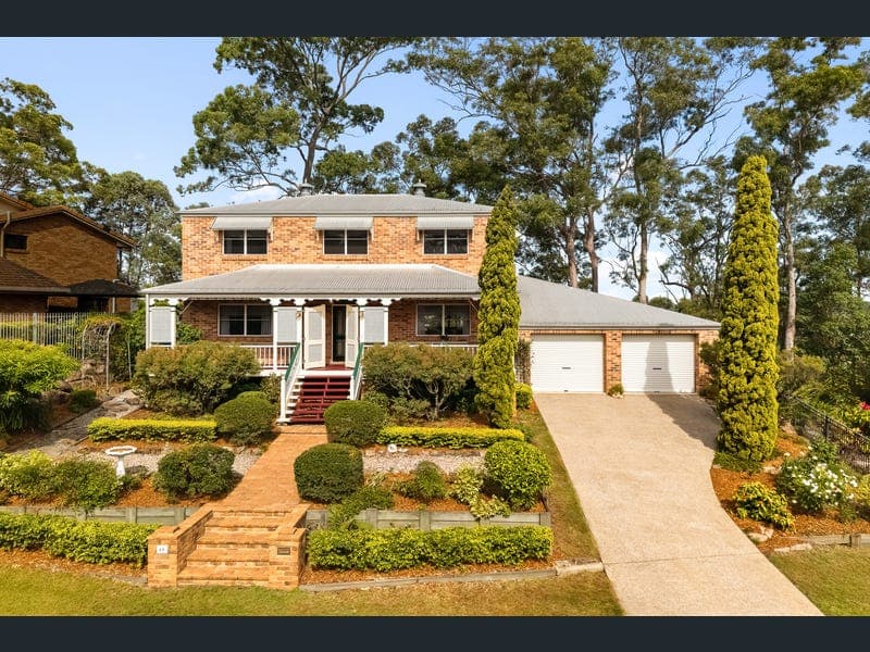 17 Romulus Street, Eatons Hill — photo 1 of 5