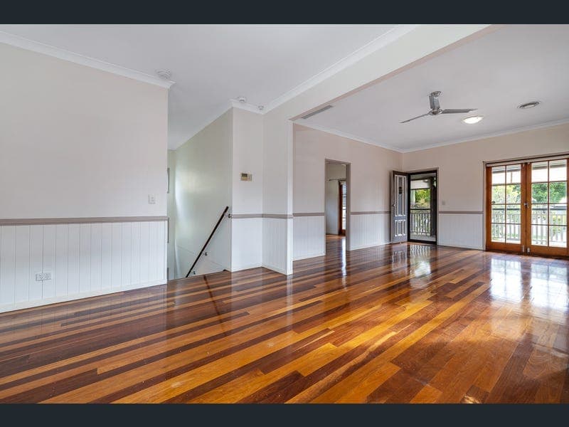 39 Beverley Street, Morningside — photo 1 of 5