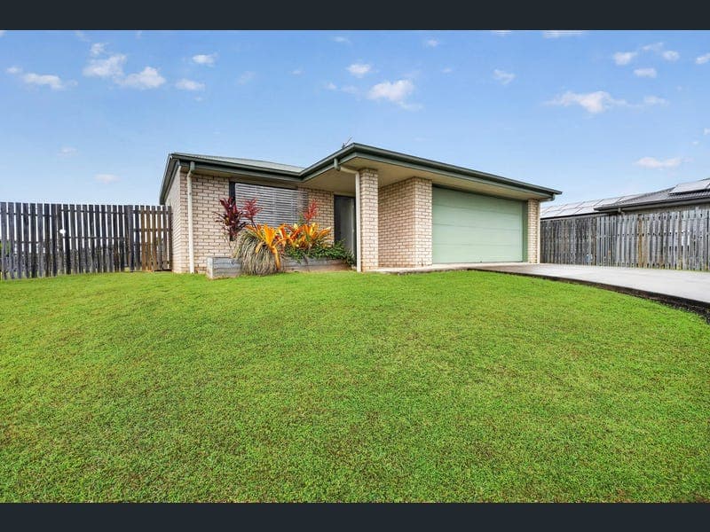 16 Wren Drive, Kawungan — photo 1 of 5