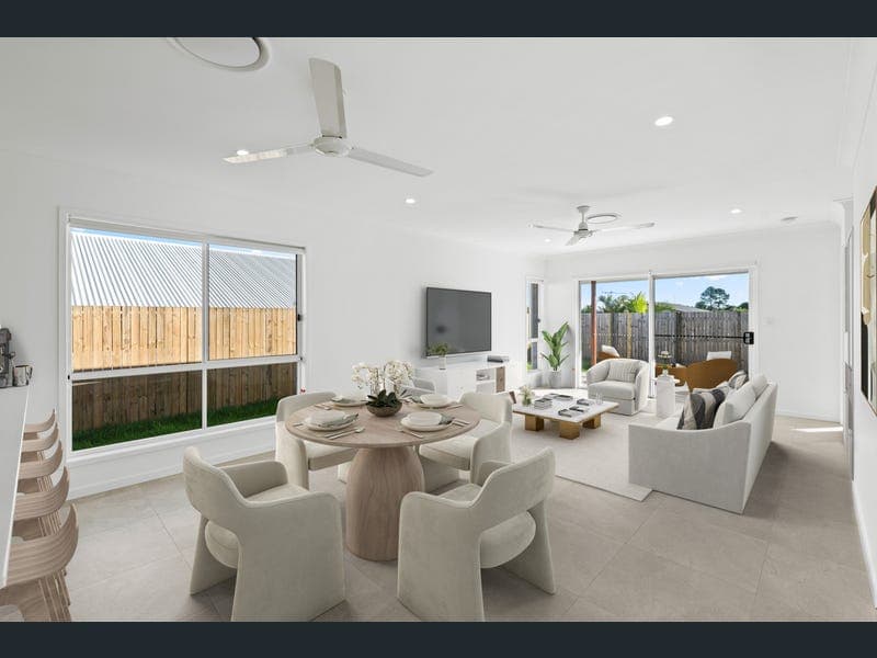 42 Kashmir Circuit, Greenbank — photo 1 of 5