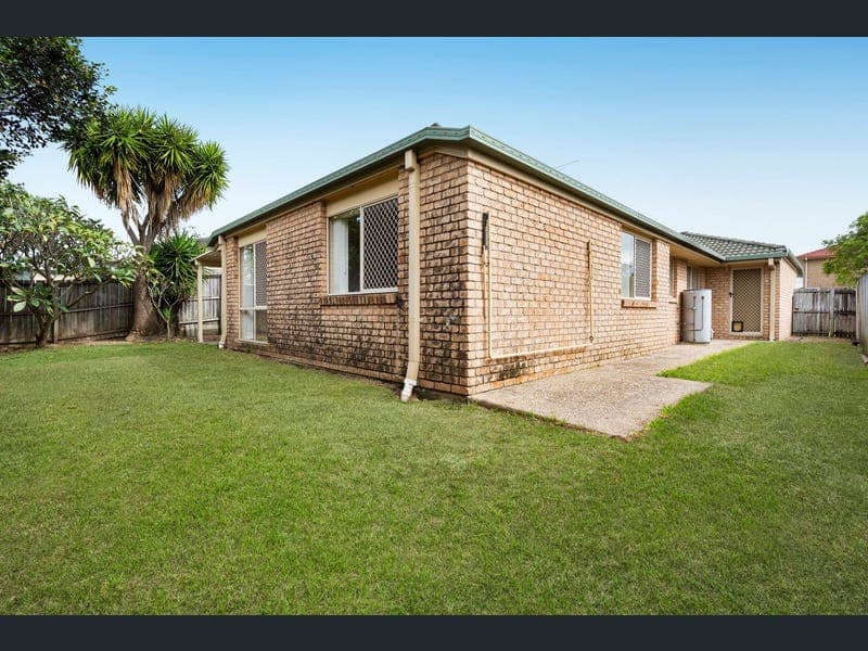 68 Bedivere Drive, Ormeau — photo 1 of 5