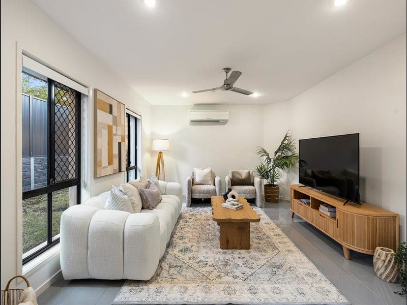 10 Kintail Place, Narangba — photo 1 of 5
