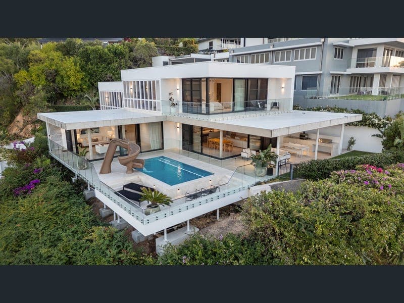 1 Balmoral Drive, Castle Hill — photo 1 of 5