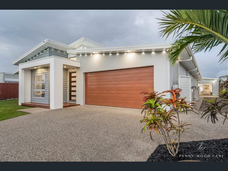 7 Grangewood Avenue, Richmond — photo 1 of 5