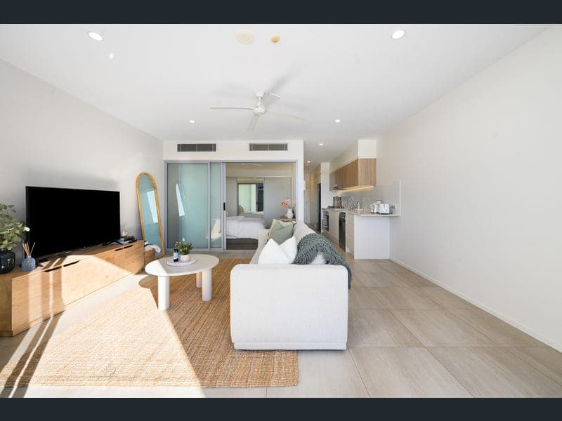 13/93 Sheehan Avenue, Hope Island — photo 1 of 5