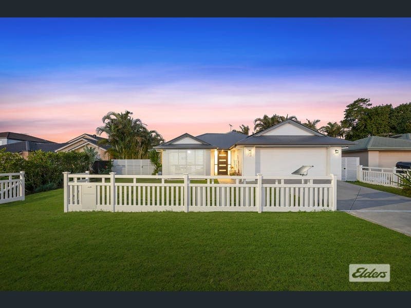 13 Kimbolton Drive, Redland Bay — photo 1 of 5