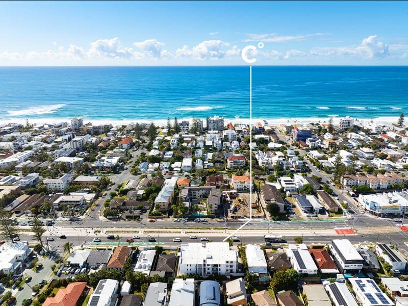 10/2254 Gold Coast Highway, Mermaid Beach — photo 1 of 5