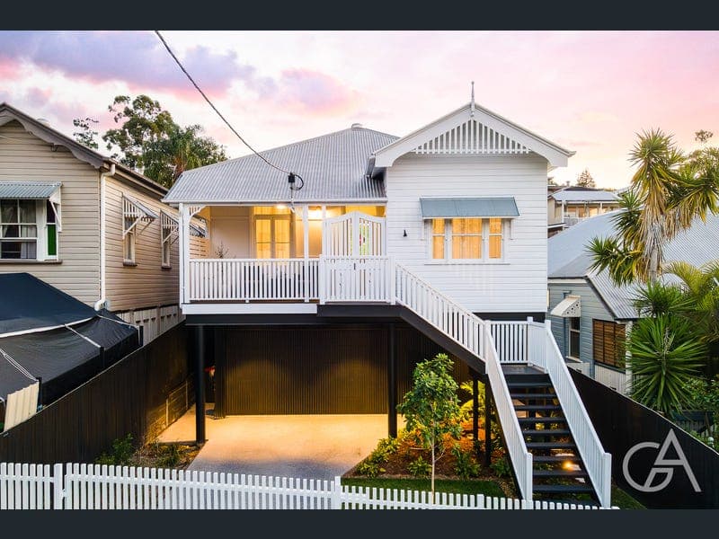 12 Bangalla Street, Auchenflower — photo 1 of 5