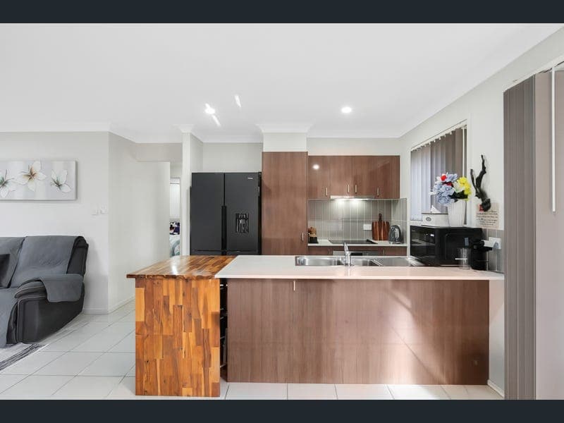 51 Innsbruck Way, Bahrs Scrub — photo 1 of 5