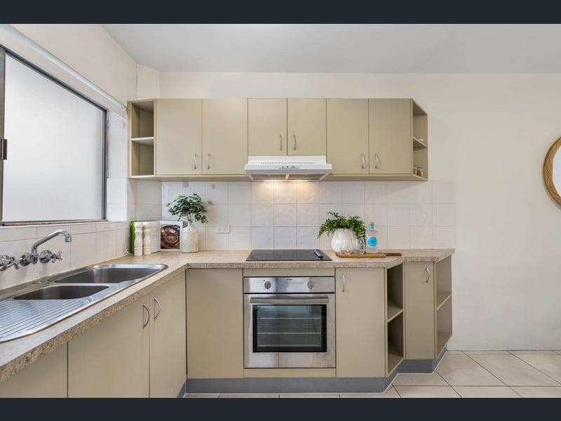 2/21 Lever Street, Albion — photo 1 of 5