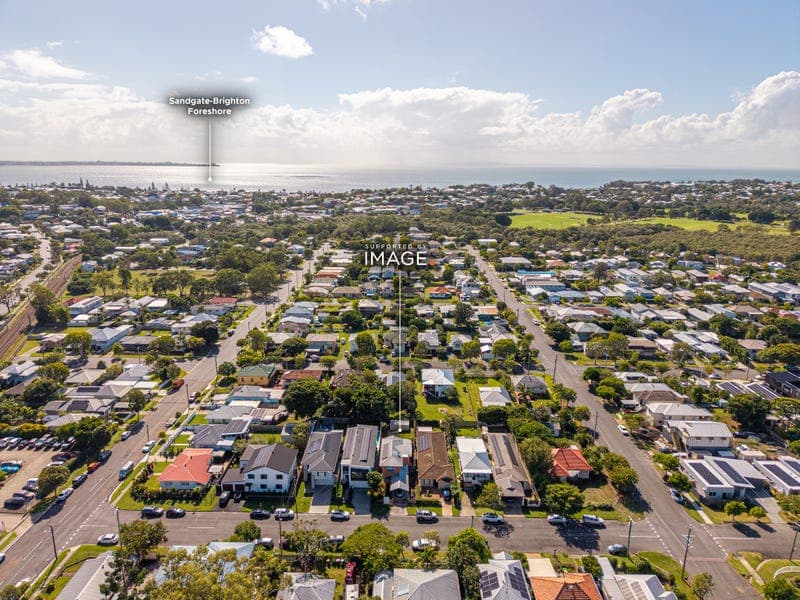 14 Emily Street, Deagon — photo 1 of 5