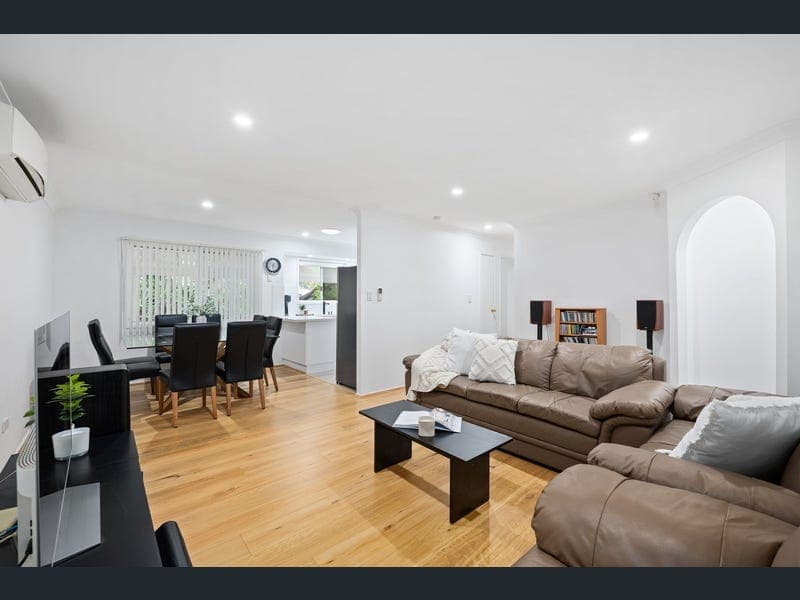5/4 Dulaca Street, Underwood — photo 1 of 5
