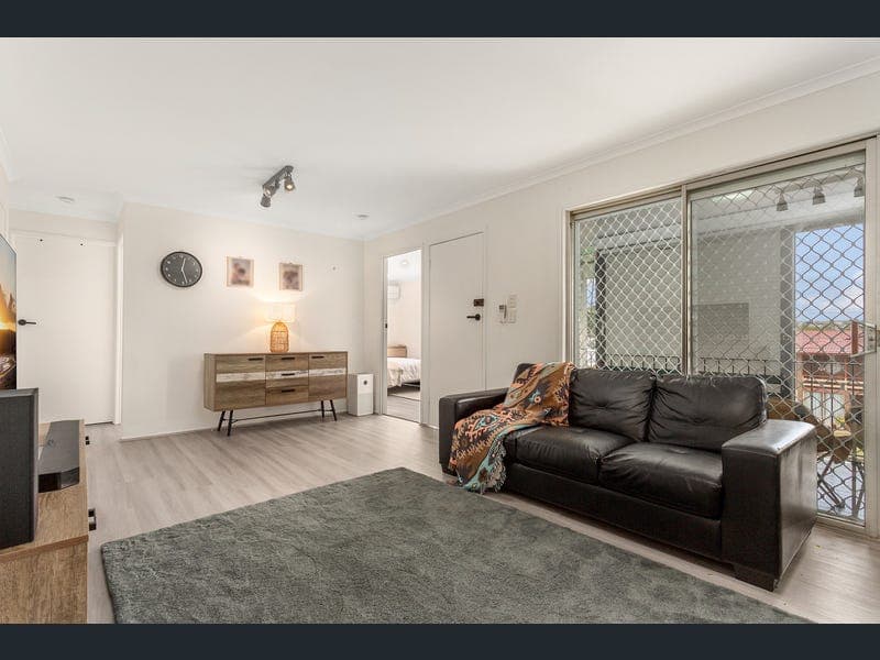 54 Murcot Street, Underwood — photo 1 of 5