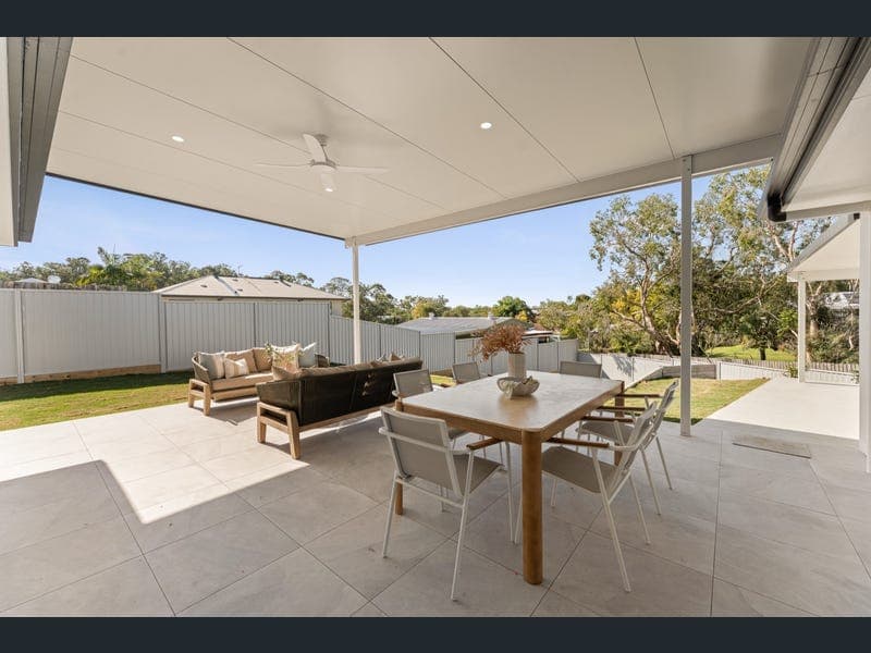 7 Diss Court, Albany Creek — photo 1 of 5