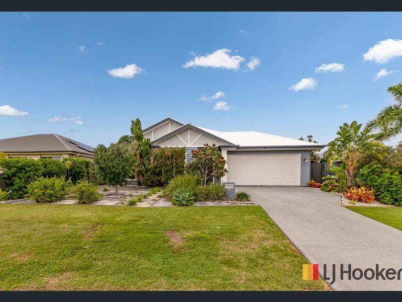 22 Oceanblue Boulevard, Pialba — photo 1 of 5