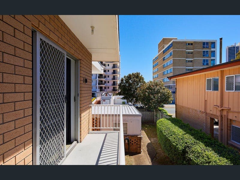 3/60 Paradise Island, Surfers Paradise — photo 1 of 5
