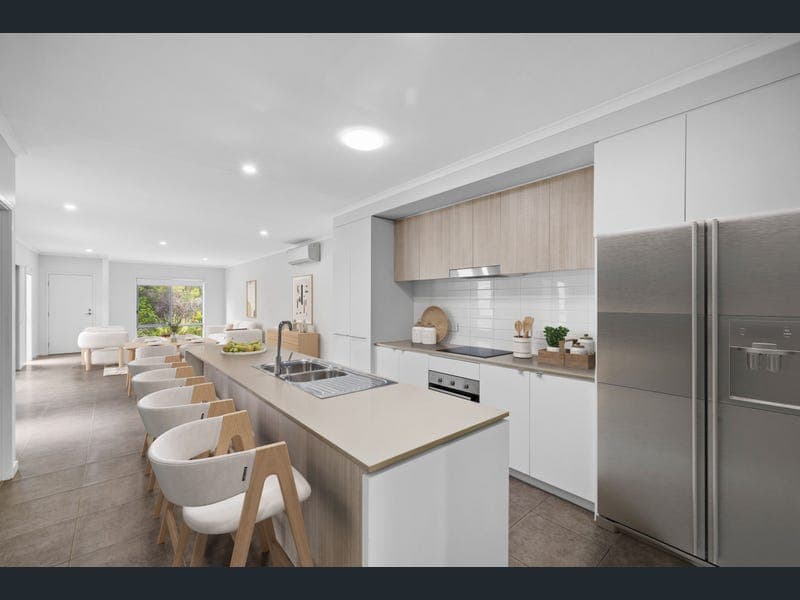 7 Hayman Lane, Meridan Plains — photo 1 of 5