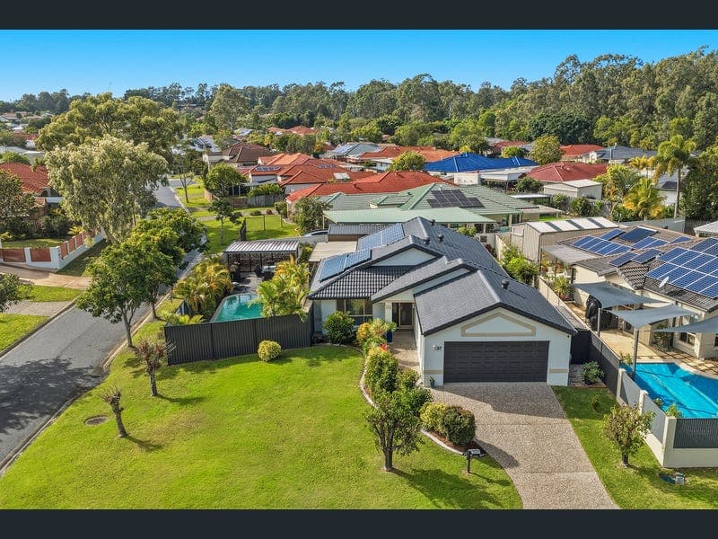 37 Springsure Drive, Mudgeeraba — photo 1 of 5