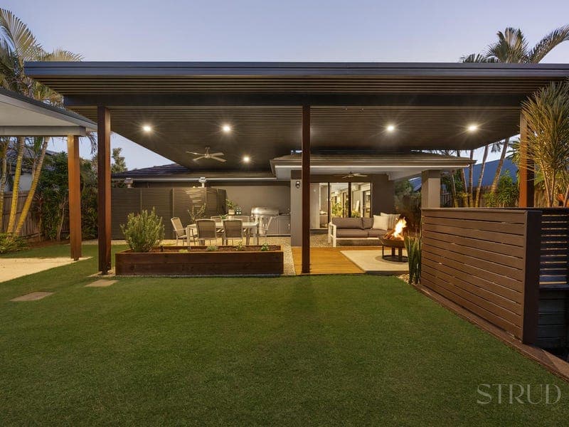 11 Trinity Crescent, Augustine Heights — photo 1 of 5