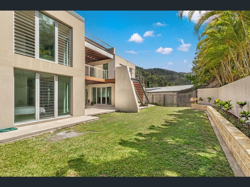 51 Eshelby Drive, Cannonvale — photo 1 of 5